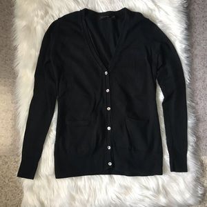 Black Cashmere Botton-Down Cardigan